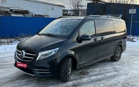 Mercedes-Benz V-Класс, 2019 год, 4 350 000 рублей, 1 фотография