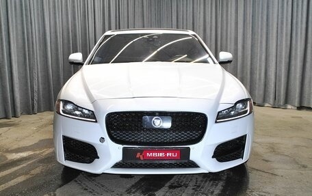 Jaguar XF II, 2017 год, 2 400 000 рублей, 3 фотография