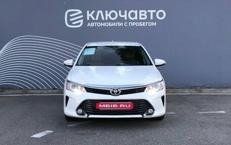 Toyota Camry, 2017 год, 2 650 000 рублей, 3 фотография