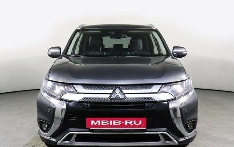 Mitsubishi Outlander III рестайлинг 3, 2019 год, 2 685 000 рублей, 2 фотография