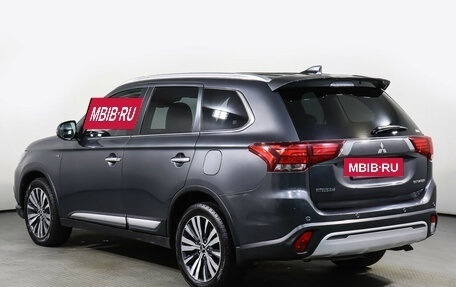 Mitsubishi Outlander III рестайлинг 3, 2019 год, 2 685 000 рублей, 7 фотография