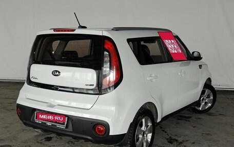 KIA Soul II рестайлинг, 2017 год, 1 460 000 рублей, 5 фотография