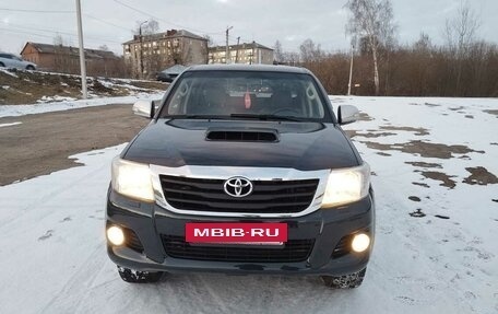 Toyota Hilux VII, 2012 год, 2 250 000 рублей, 2 фотография