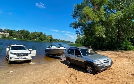 Chevrolet Niva I рестайлинг, 2003 год, 259 000 рублей, 9 фотография