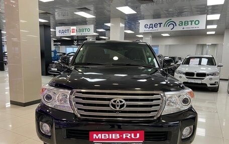 Toyota Land Cruiser 200, 2014 год, 4 800 000 рублей, 3 фотография