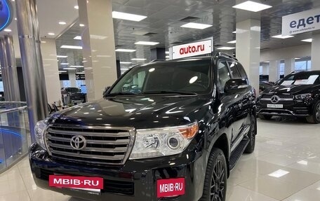 Toyota Land Cruiser 200, 2014 год, 4 800 000 рублей, 2 фотография