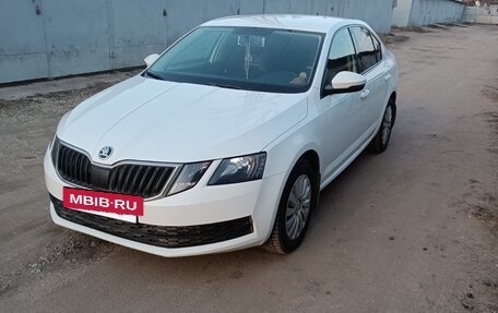 Skoda Octavia, 2017 год, 1 300 000 рублей, 2 фотография