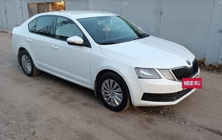 Skoda Octavia, 2017 год, 1 300 000 рублей, 3 фотография