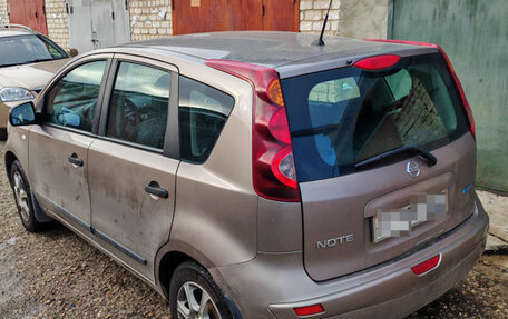 Nissan Note II рестайлинг, 2011 год, 4 фотография