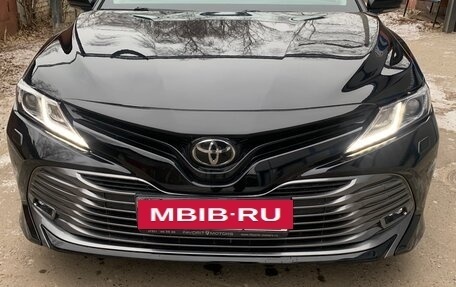 Toyota Camry, 2019 год, 3 198 000 рублей, 4 фотография