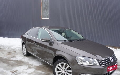 Volkswagen Passat B7, 2012 год, 1 300 000 рублей, 2 фотография