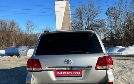 Toyota Land Cruiser 200, 2008 год, 2 650 000 рублей, 4 фотография