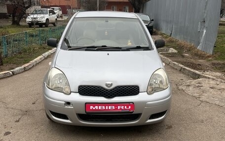 Toyota Vitz, 2003 год, 465 000 рублей, 1 фотография