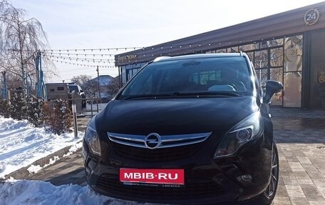 Opel Zafira C рестайлинг, 2013 год, 1 250 000 рублей, 1 фотография