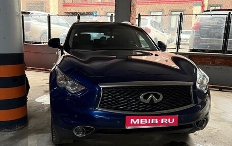 Infiniti QX70, 2017 год, 2 600 000 рублей, 1 фотография