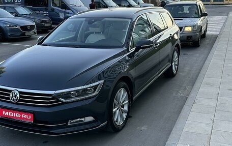 Volkswagen Passat B8 рестайлинг, 2018 год, 2 450 000 рублей, 1 фотография