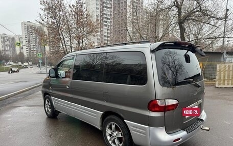 Hyundai Starex I рестайлинг, 2003 год, 780 000 рублей, 8 фотография