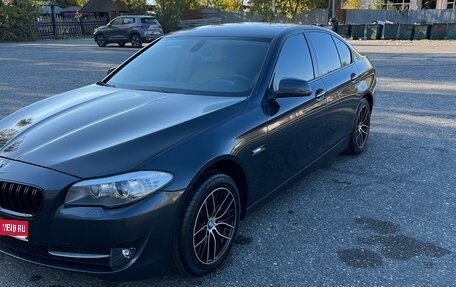 BMW 5 серия, 2011 год, 1 720 000 рублей, 1 фотография