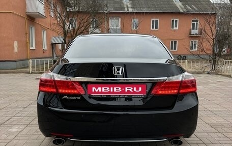 Honda Accord IX рестайлинг, 2013 год, 1 750 000 рублей, 8 фотография