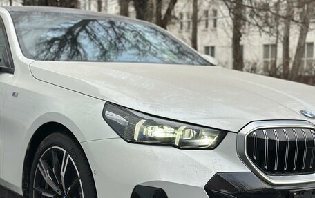 BMW 5 серия, 2024 год, 10 500 000 рублей, 7 фотография