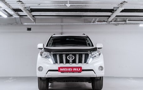 Toyota Land Cruiser Prado 150 рестайлинг 2, 2017 год, 4 400 000 рублей, 4 фотография