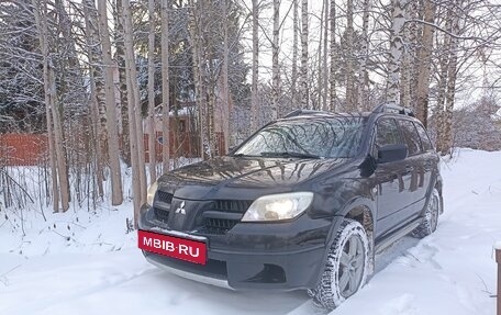 Mitsubishi Outlander III рестайлинг 3, 2007 год, 800 000 рублей, 6 фотография