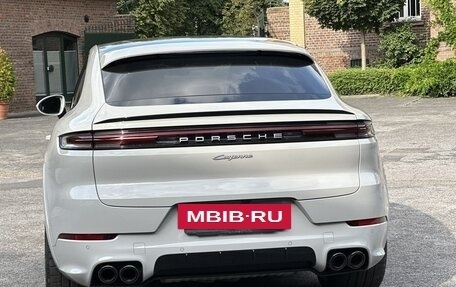 Porsche Cayenne III, 2023 год, 15 110 000 рублей, 5 фотография