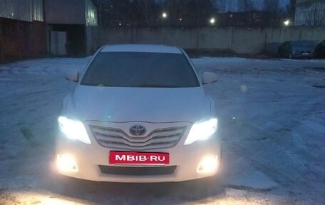 Toyota Camry, 2010 год, 1 999 000 рублей, 2 фотография