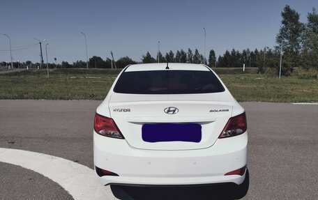 Hyundai Solaris II рестайлинг, 2015 год, 1 200 000 рублей, 4 фотография