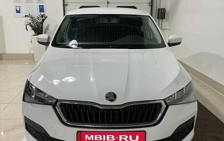 Skoda Rapid I, 2020 год, 1 799 000 рублей, 2 фотография