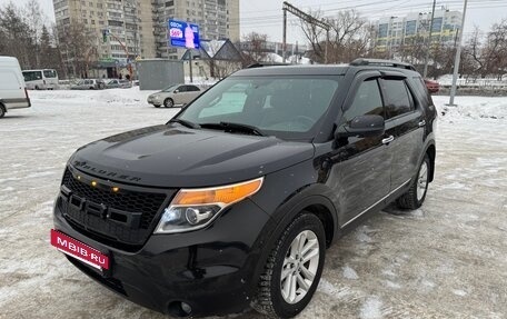 Ford Explorer VI, 2013 год, 2 100 000 рублей, 2 фотография