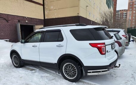 Ford Explorer VI, 2013 год, 1 990 000 рублей, 2 фотография