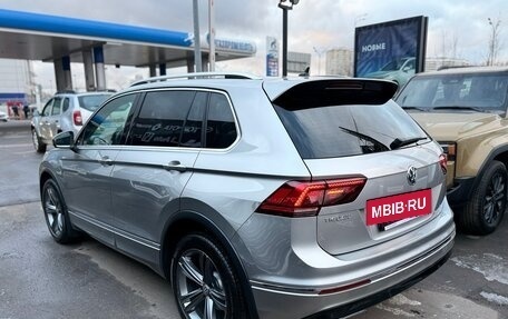 Volkswagen Tiguan II, 2018 год, 2 990 000 рублей, 6 фотография