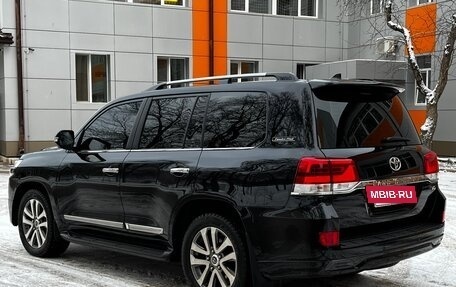 Toyota Land Cruiser 200, 2017 год, 8 200 000 рублей, 4 фотография