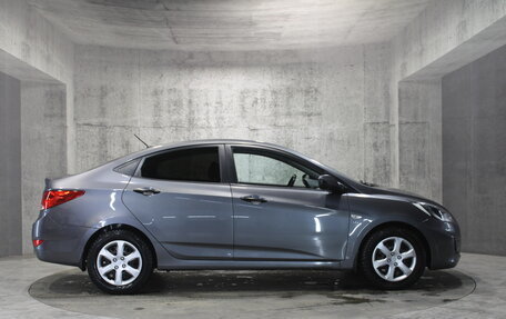 Hyundai Solaris II рестайлинг, 2011 год, 755 000 рублей, 4 фотография