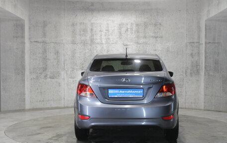 Hyundai Solaris II рестайлинг, 2011 год, 755 000 рублей, 7 фотография