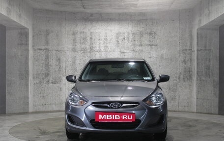 Hyundai Solaris II рестайлинг, 2011 год, 755 000 рублей, 2 фотография