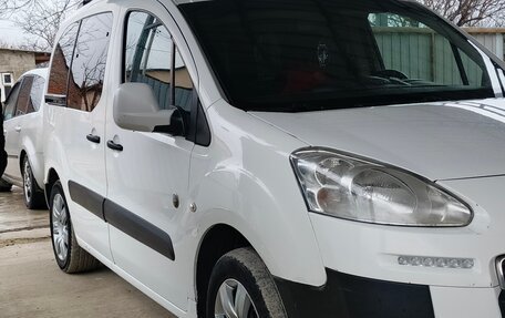 Peugeot Partner II рестайлинг 2, 2013 год, 730 000 рублей, 4 фотография