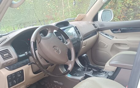 Toyota Land Cruiser Prado 120 рестайлинг, 2007 год, 2 500 000 рублей, 11 фотография