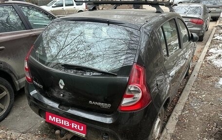 Renault Sandero I, 2013 год, 800 000 рублей, 3 фотография