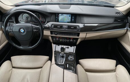 BMW 5 серия, 2011 год, 2 420 000 рублей, 7 фотография