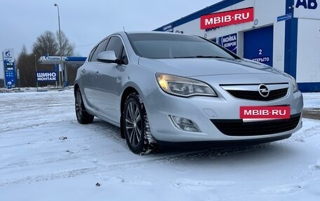 Opel Astra J, 2012 год, 820 000 рублей, 3 фотография