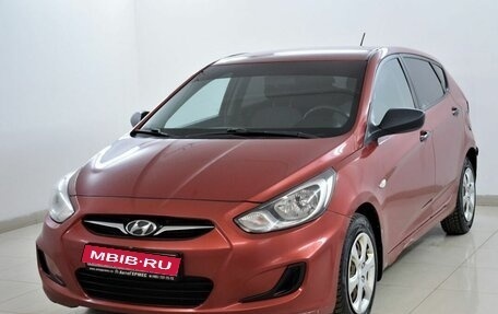 Hyundai Solaris II рестайлинг, 2012 год, 680 000 рублей, 1 фотография