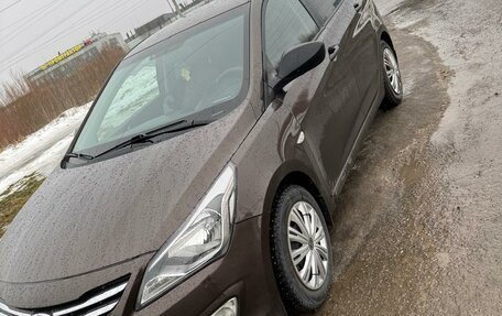 Hyundai Solaris II рестайлинг, 2014 год, 830 000 рублей, 1 фотография