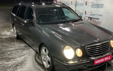 Mercedes-Benz E-Класс, 2002 год, 500 000 рублей, 1 фотография