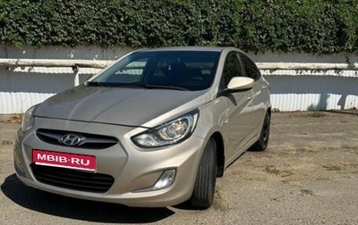 Hyundai Solaris II рестайлинг, 2012 год, 850 000 рублей, 1 фотография