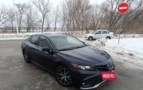 Toyota Camry, 2021 год, 2 550 000 рублей, 11 фотография