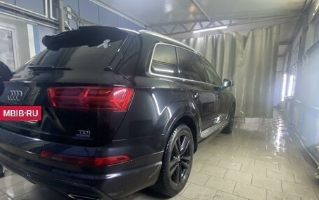 Audi Q7, 2015 год, 4 000 000 рублей, 3 фотография