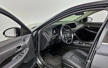 Hyundai Sonata VIII, 2021 год, 2 380 000 рублей, 5 фотография