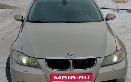 BMW 3 серия, 2007 год, 800 000 рублей, 2 фотография